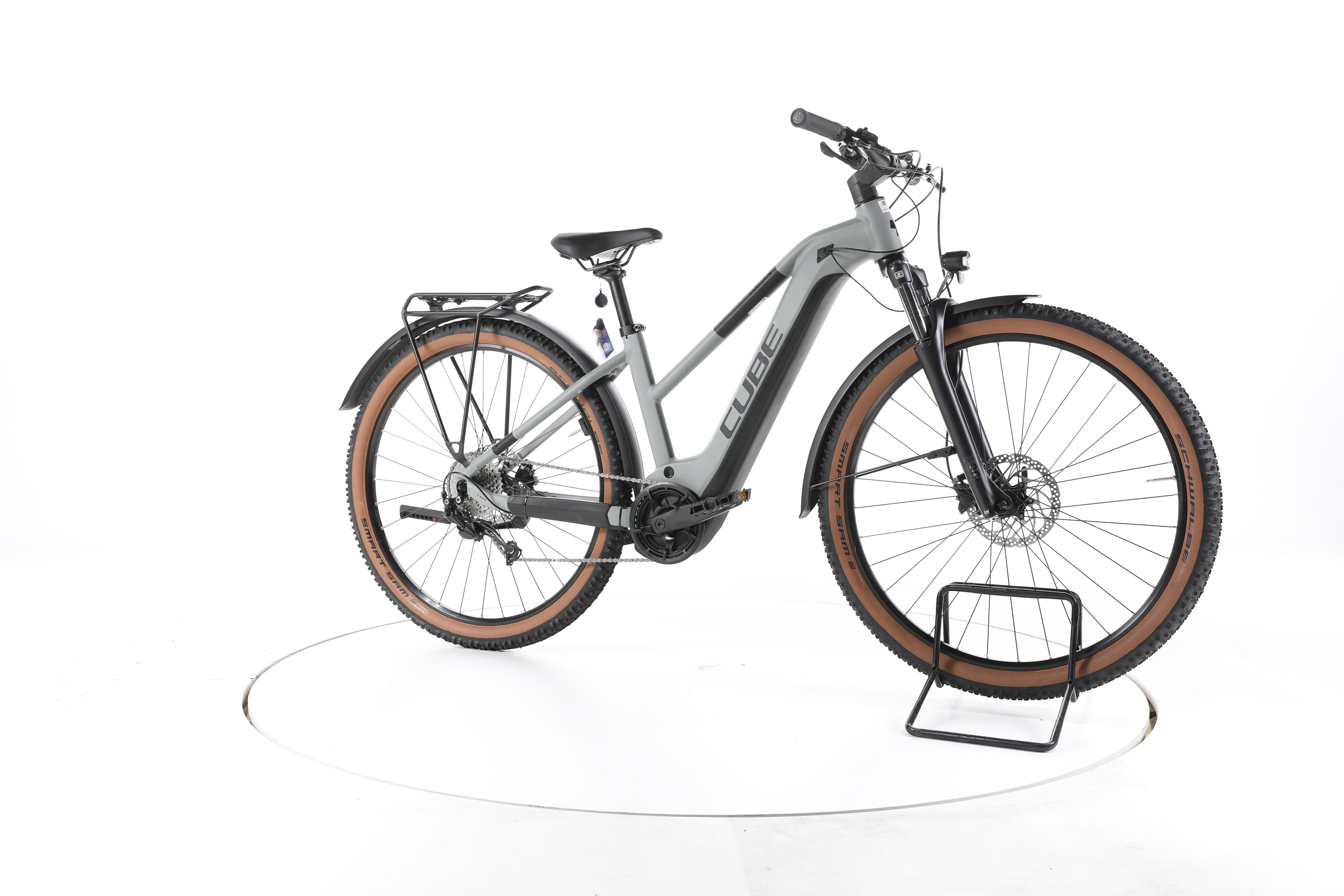 Cube Reaction Hybrid Performance Allroad Trekking E-Bike - Image 2