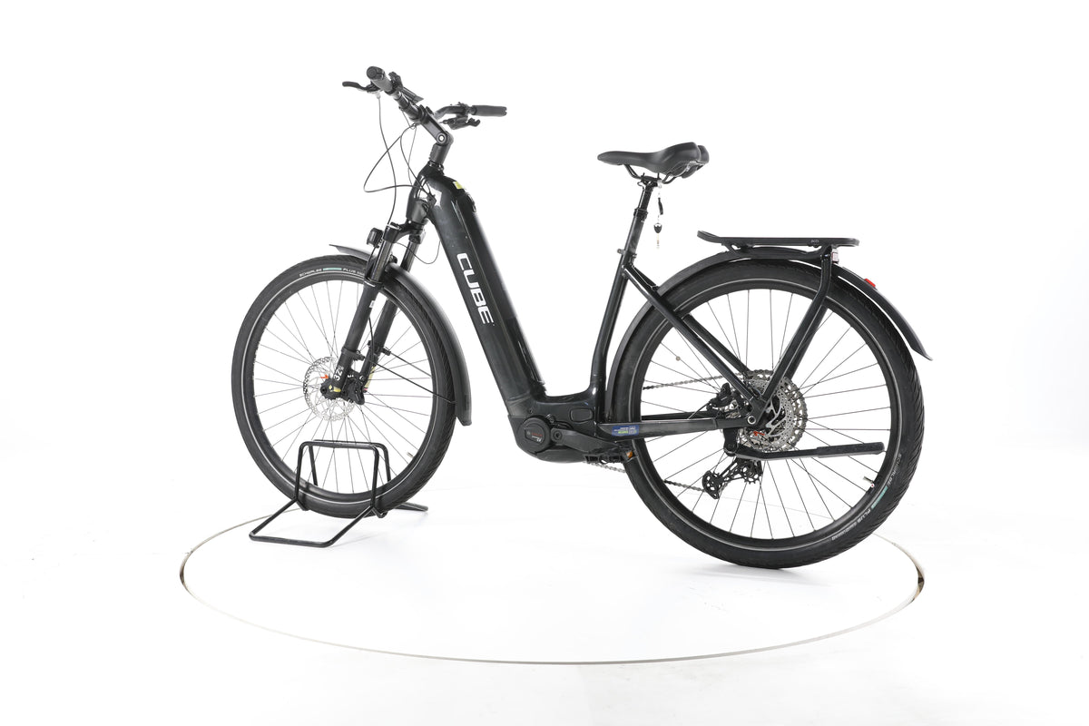 Cube Kathmandu Hybrid Trekking E-Bike Tiefeinsteiger - Image 8