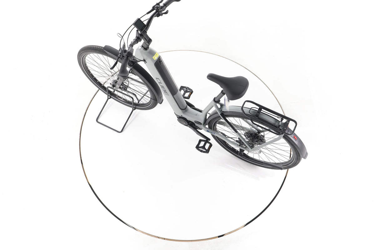 Cube Kathmandu Hybrid ONE Trekking E-Bike Tiefeinsteiger - Image 20