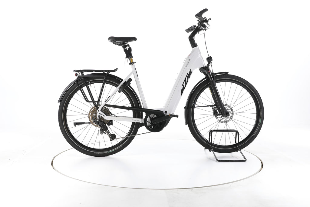 KTM Cento 10 Plus Trekking E-Bike Tiefeinsteiger 2025 - Image 1
