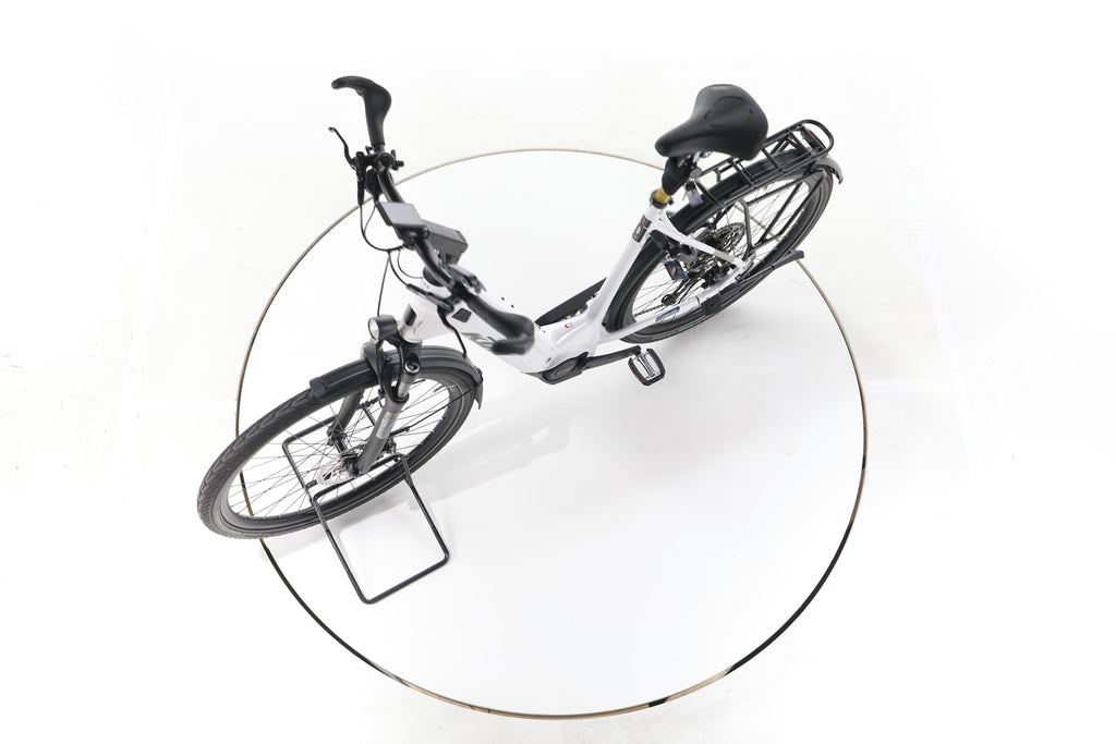 KTM Cento 10 Plus Trekking E-Bike Tiefeinsteiger 2025 - Image 18