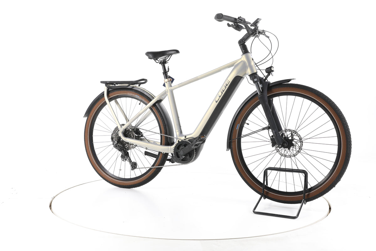 Cube Touring Hybrid Pro 625 Trekking E-Bike 2024 - Image 2