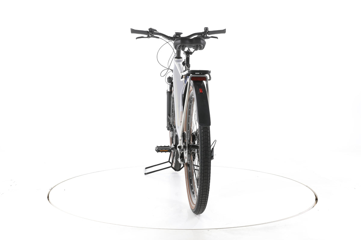 Cube Touring Hybrid Pro 625 Trekking E-Bike - Image 10