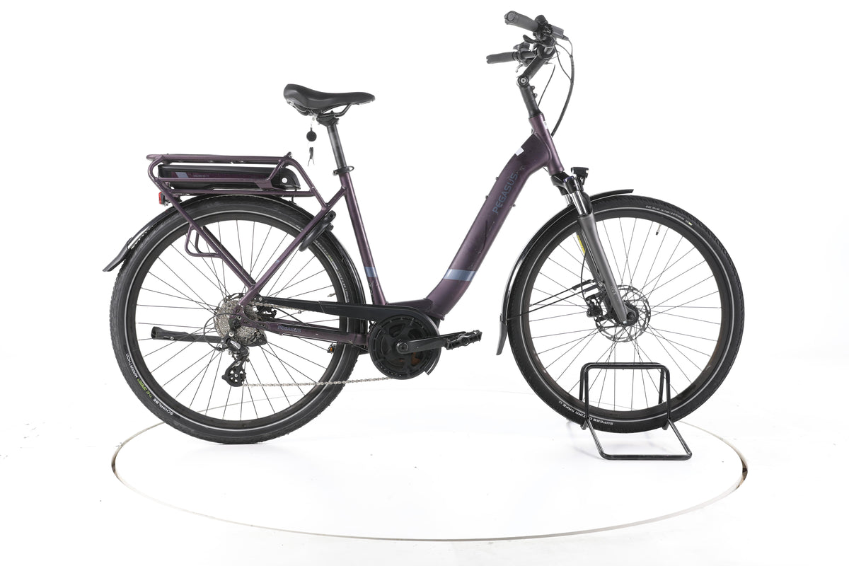 Pegasus Solero E8 Plus Trekking E-Bike Tiefeinsteiger - Image 1