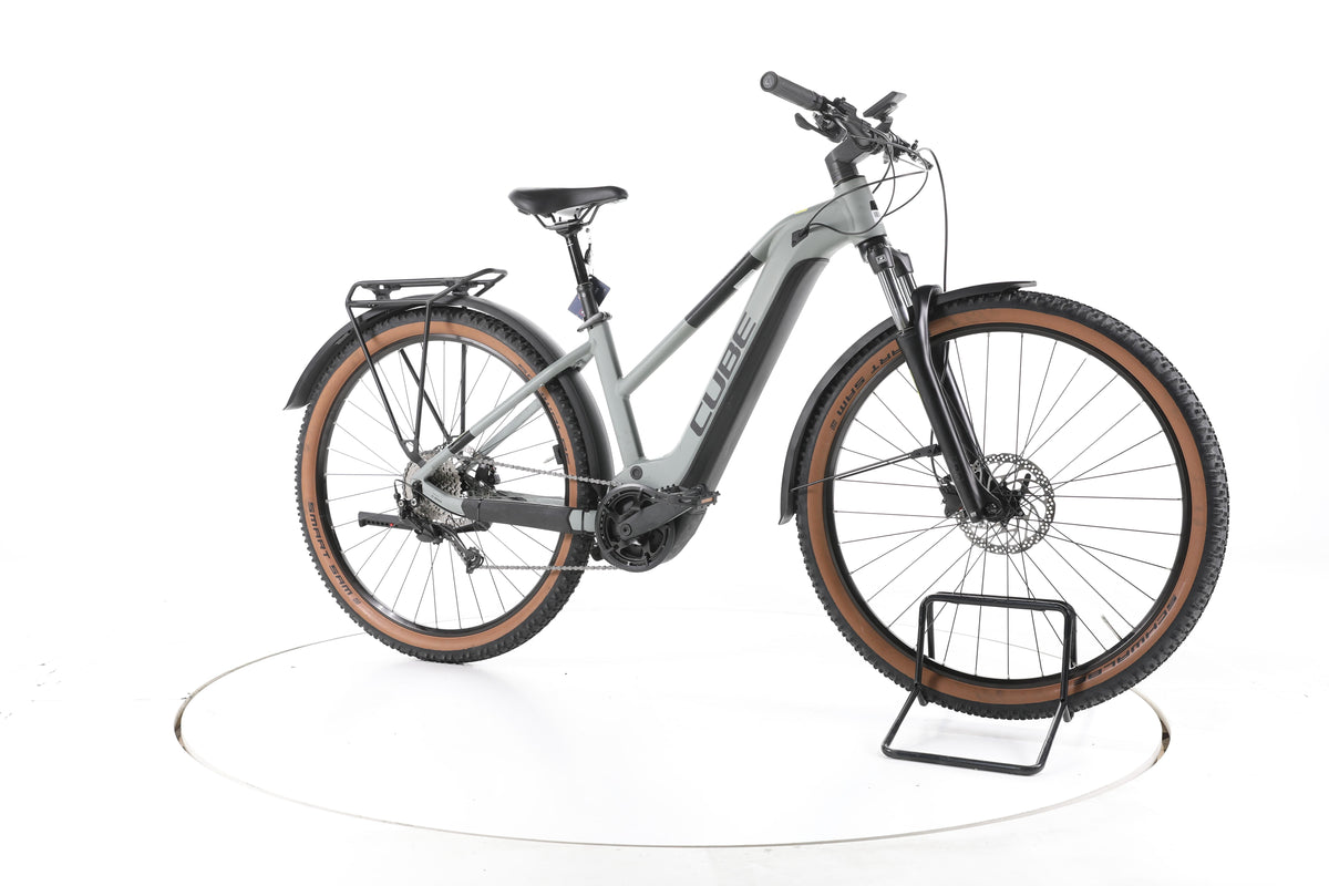 Cube Reaction Hybrid Performance Trekking E-Bike - Image 2
