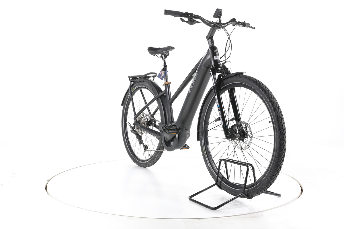 Cube Touring Hybrid Pro 625 Trekking E-Bike - Image 3