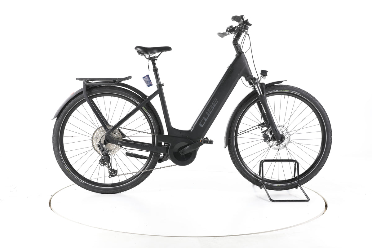 Cube Touring Hybrid Pro 625 Trekking E-Bike Tiefeinsteiger - Image 1