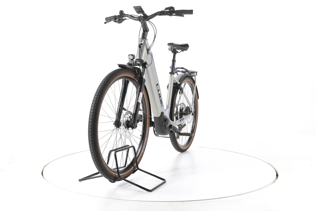 Cube Touring Hybrid Pro Trekking E-Bike Tiefeinsteiger - Image 5