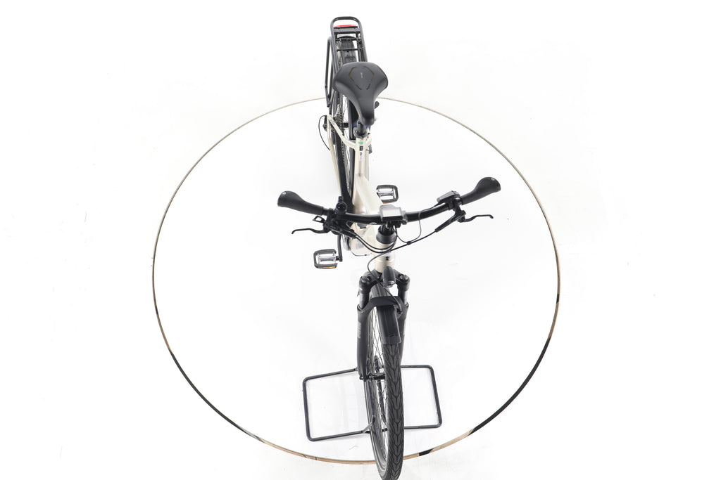KTM Macina Style 740 Trekking E-Bike - Image 16