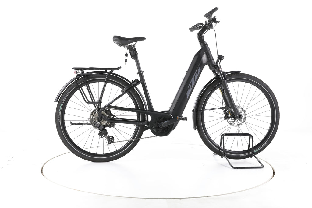 KTM Macina Style 730 Trekking E-Bike Tiefeinsteiger - Image 1