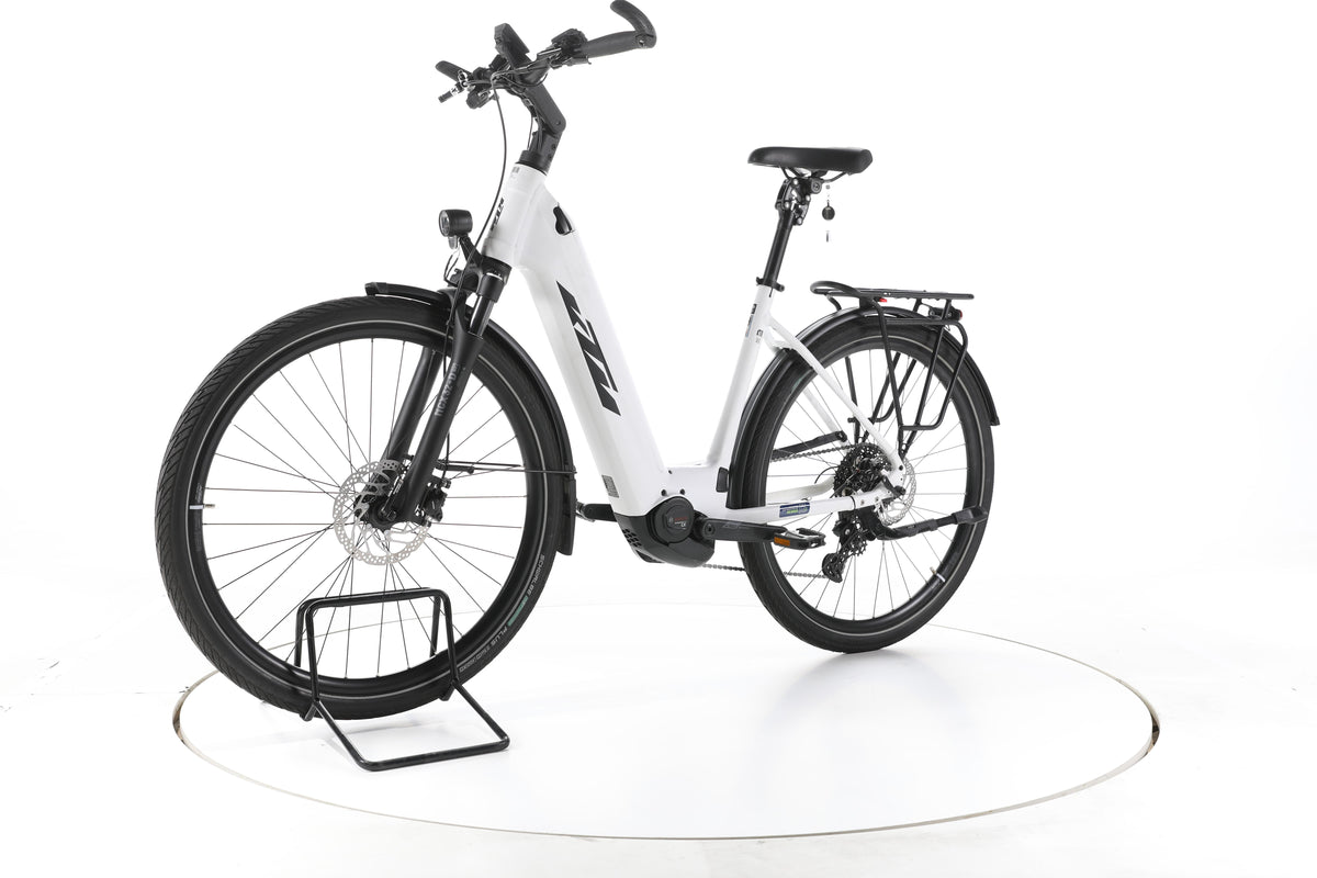 KTM Cento 10 Plus Trekking E-Bike Tiefeinsteiger - Image 6