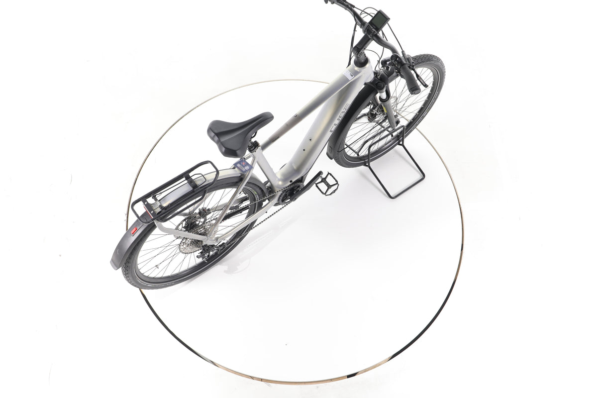 Cube Touring Hybrid Pro 625 Trekking E-Bike - Image 24