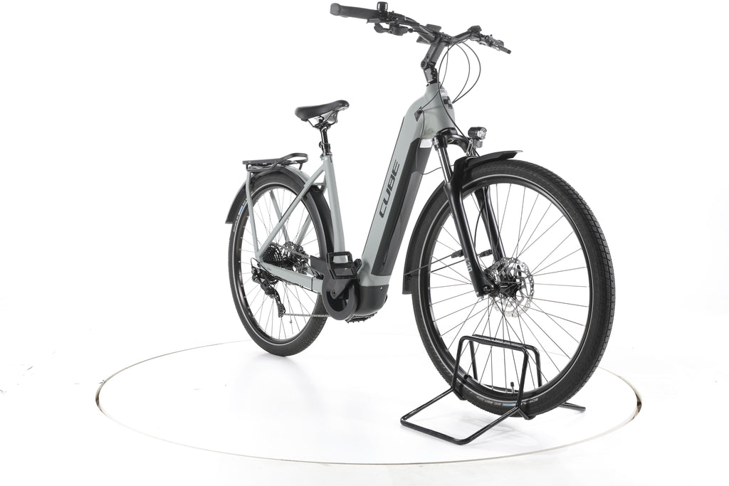 Cube Kathmandu Hybrid ONE Trekking E-Bike Tiefeinsteiger - Image 3