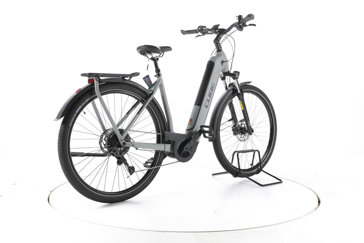 Cube Kathmandu Hybrid ONE Trekking E-Bike Tiefeinsteiger - Image 12