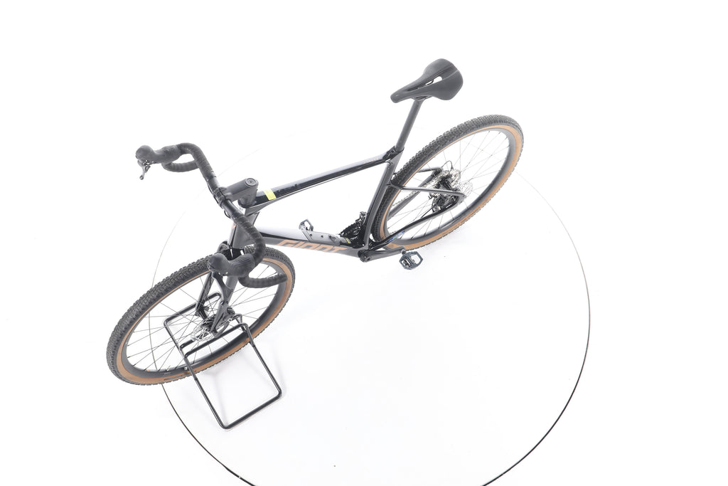 Giant Revolt Advanced 2 Gravelbike Carbon 2025 - Image 18