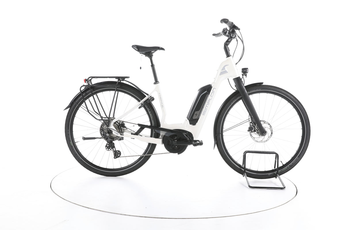 Simplon Chenoa Trekking E-Bike Tiefeinsteiger Carbon - Image 1
