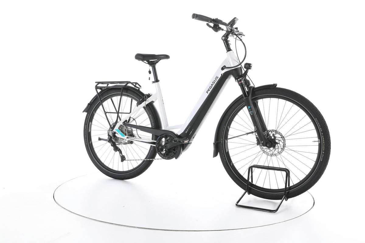 Pegasus Premio Evo 10 Lite Trekking E-Bike Tiefeinsteiger - Image 2