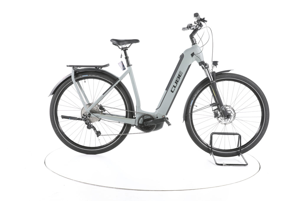 Cube Kathmandu Hybrid ONE Trekking E-Bike Tiefeinsteiger - Image 1