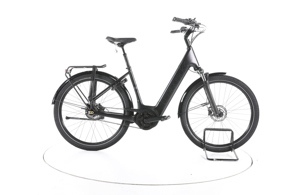 Trek District +4 City E-Bike Tiefeinsteiger 2025 - Image 1