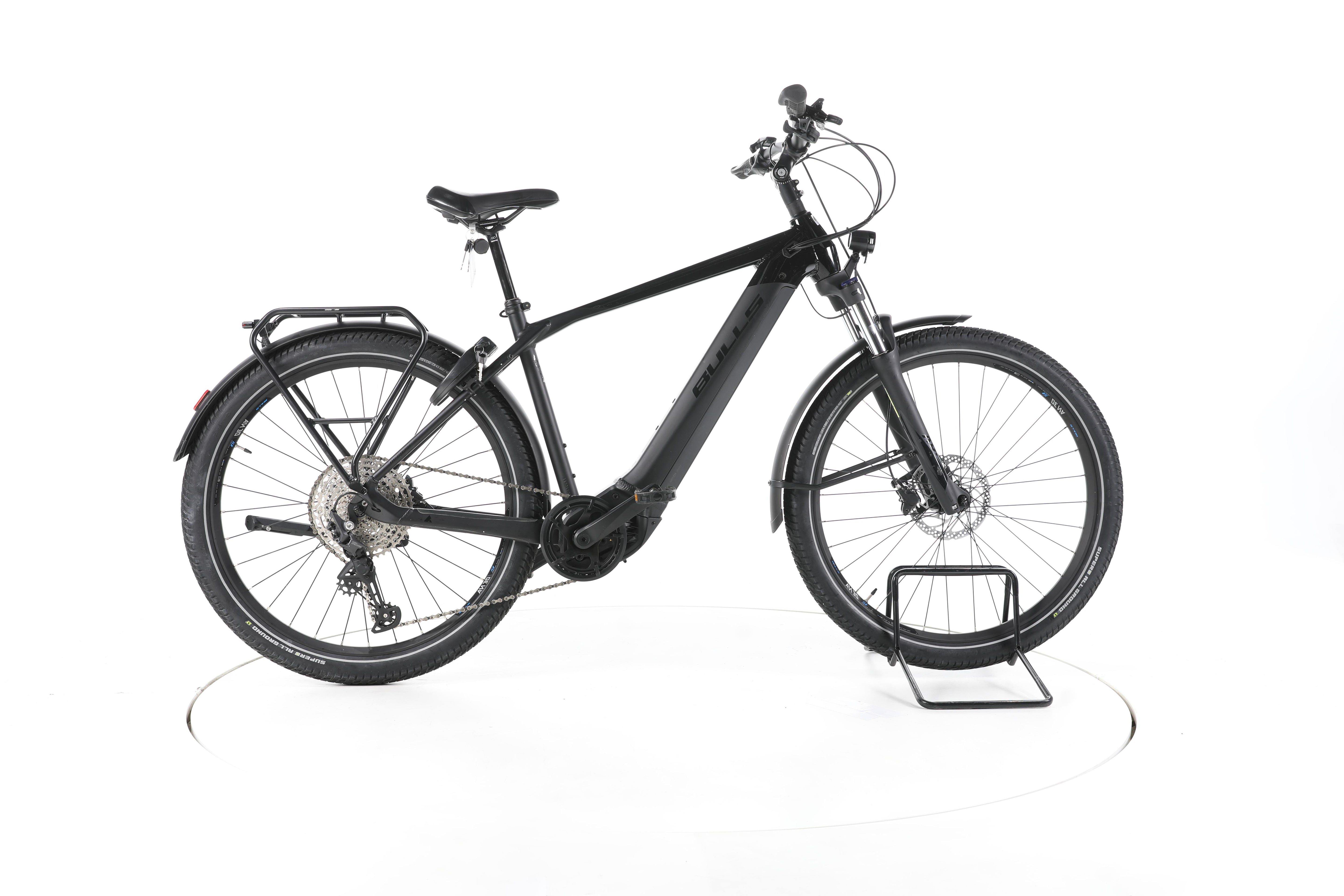 Bulls Iconic EVO 2 Trekking E-Bike - Image 1