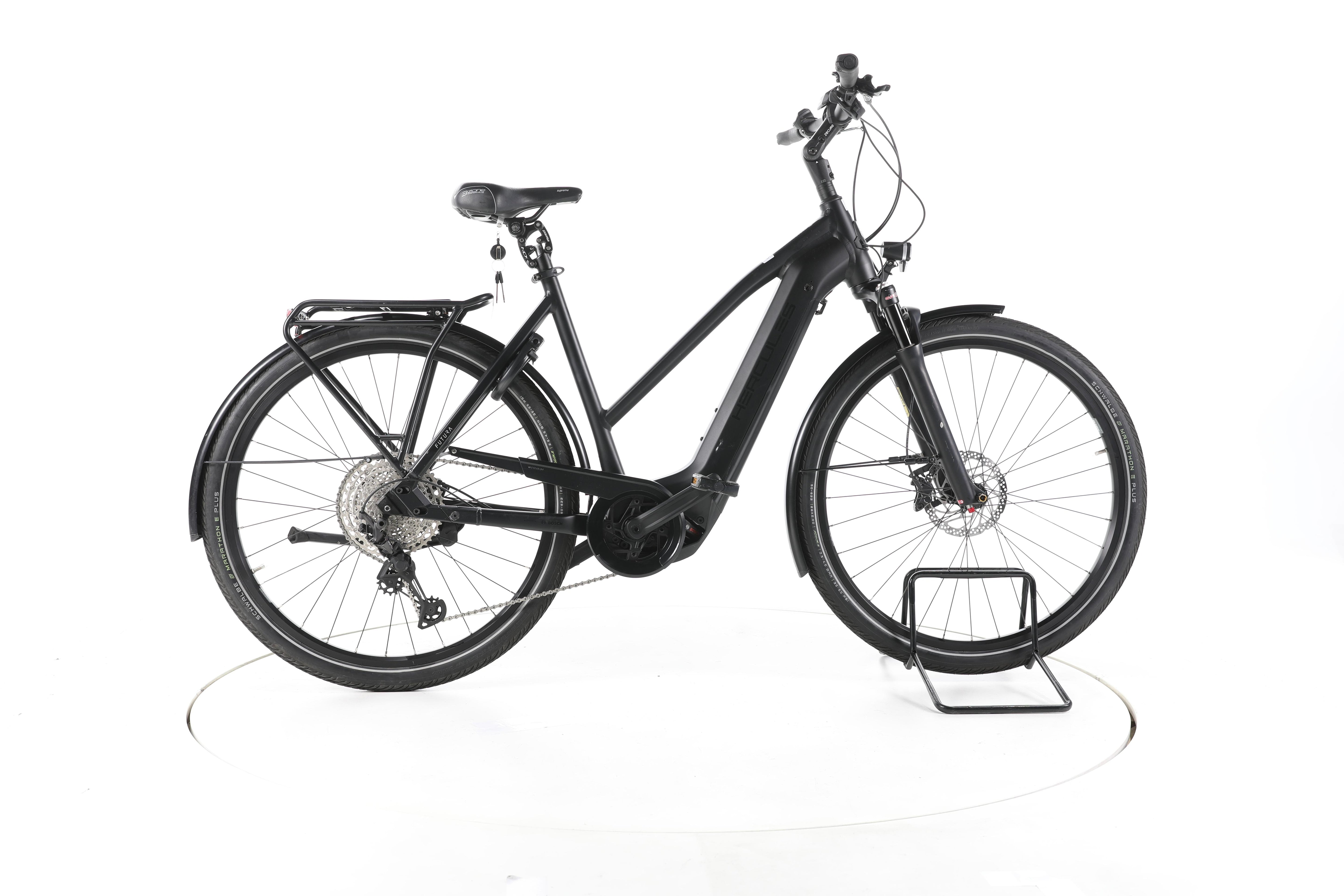 Hercules Futura HD I-12 Trekking E-Bike - Image 1