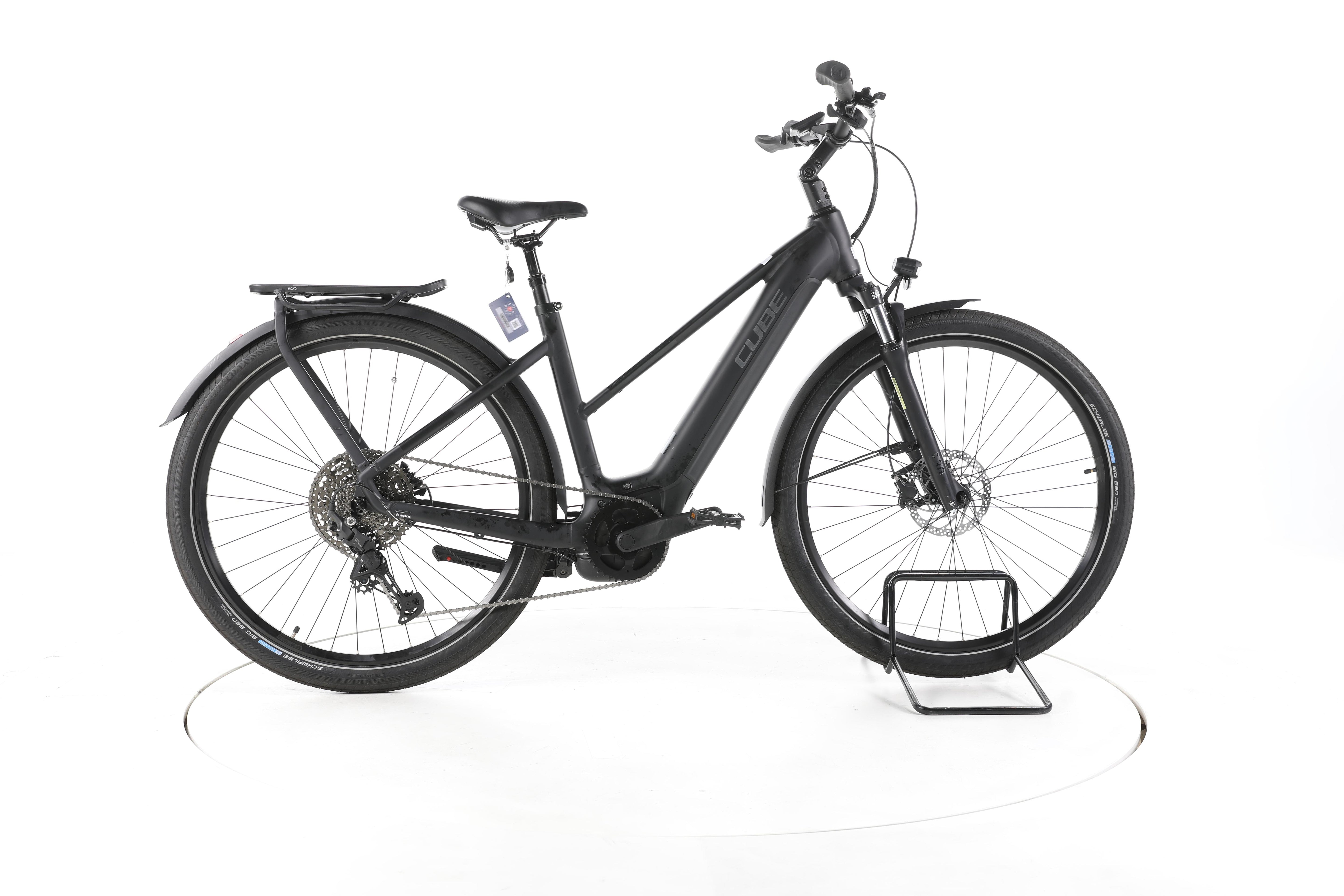 Cube Touring Hybrid Pro Trekking E-Bike 2024 - Image 1