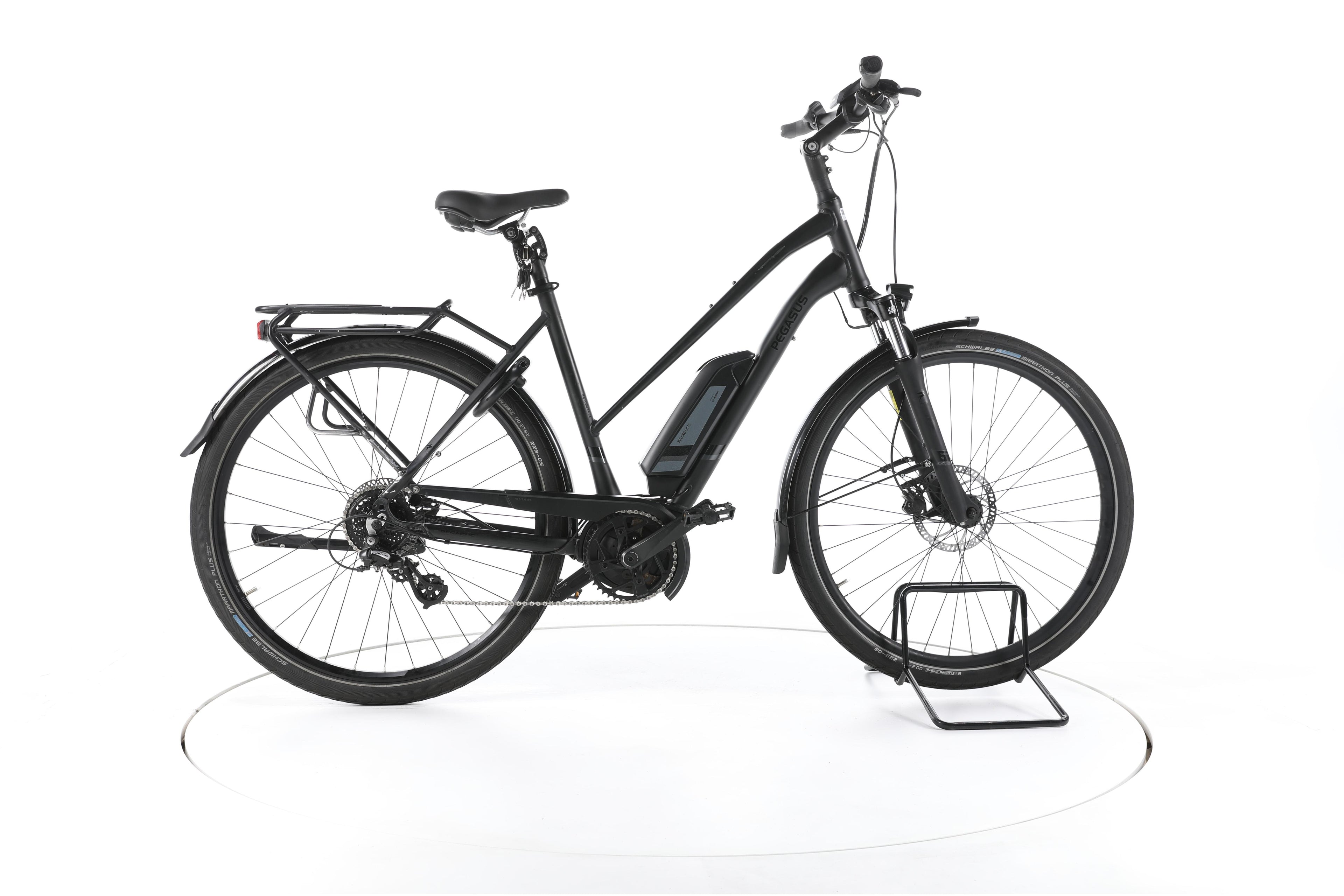 Pegasus Solero E8 Plus Trekking E-Bike - Image 1