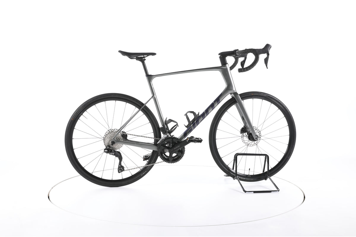 Giant Defy Advanced 1 Gravelbike Carbon 2024 - Image 1