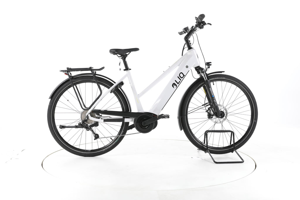 LIQBIKE Active Trekking E-Bike - Image 1