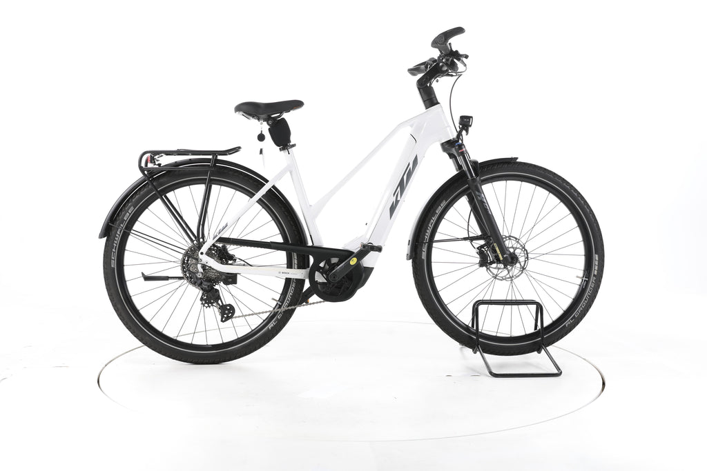 KTM Macina Gran Pro,metallic white,51 cm Trekking E-Bike - Image 1