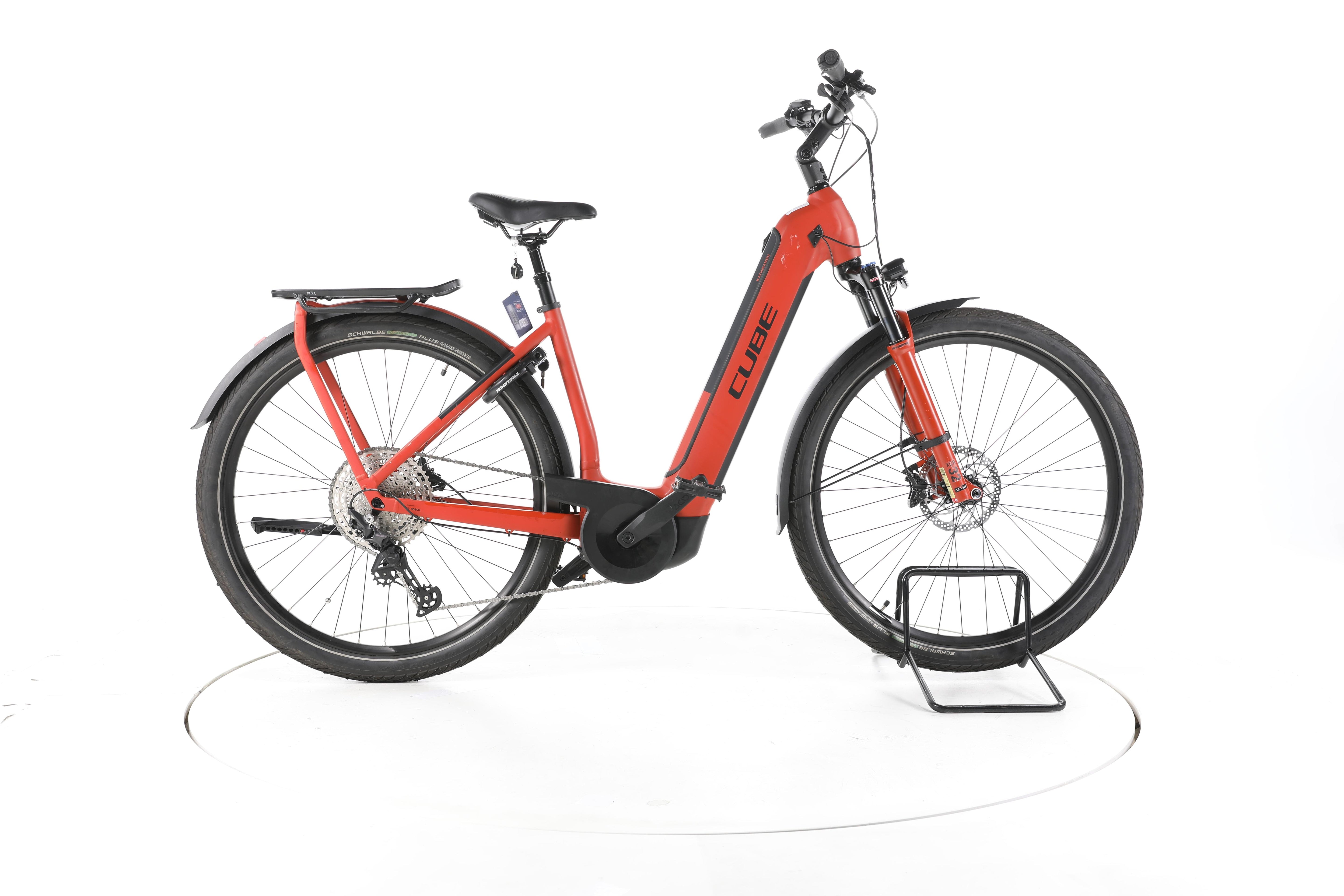Cube Kathmandu EXC Trekking E-Bike Tiefeinsteiger - Image 1