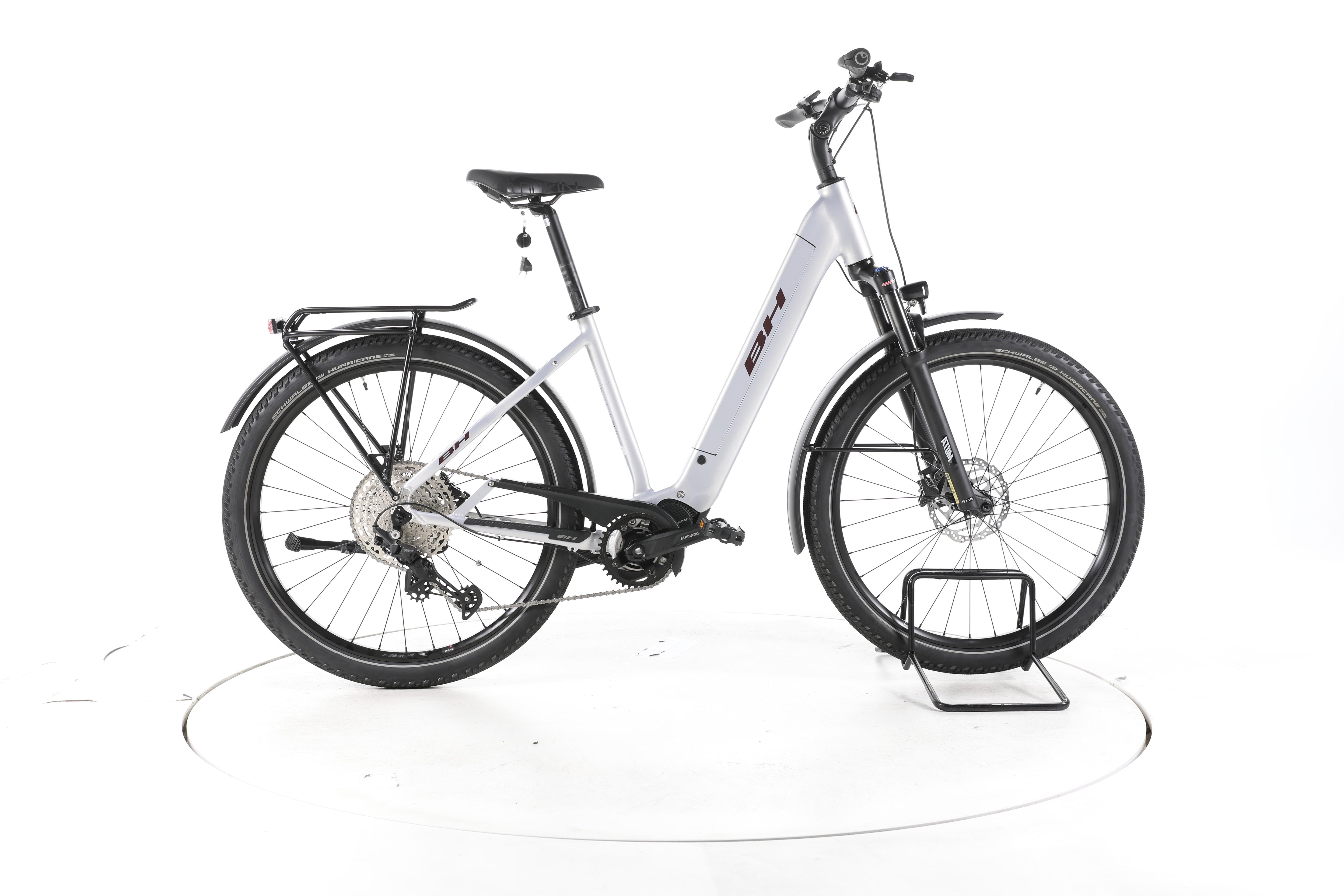 BH Bikes Atom SUV PRO Trekking E-Bike Tiefeinsteiger 2024 - Image 1