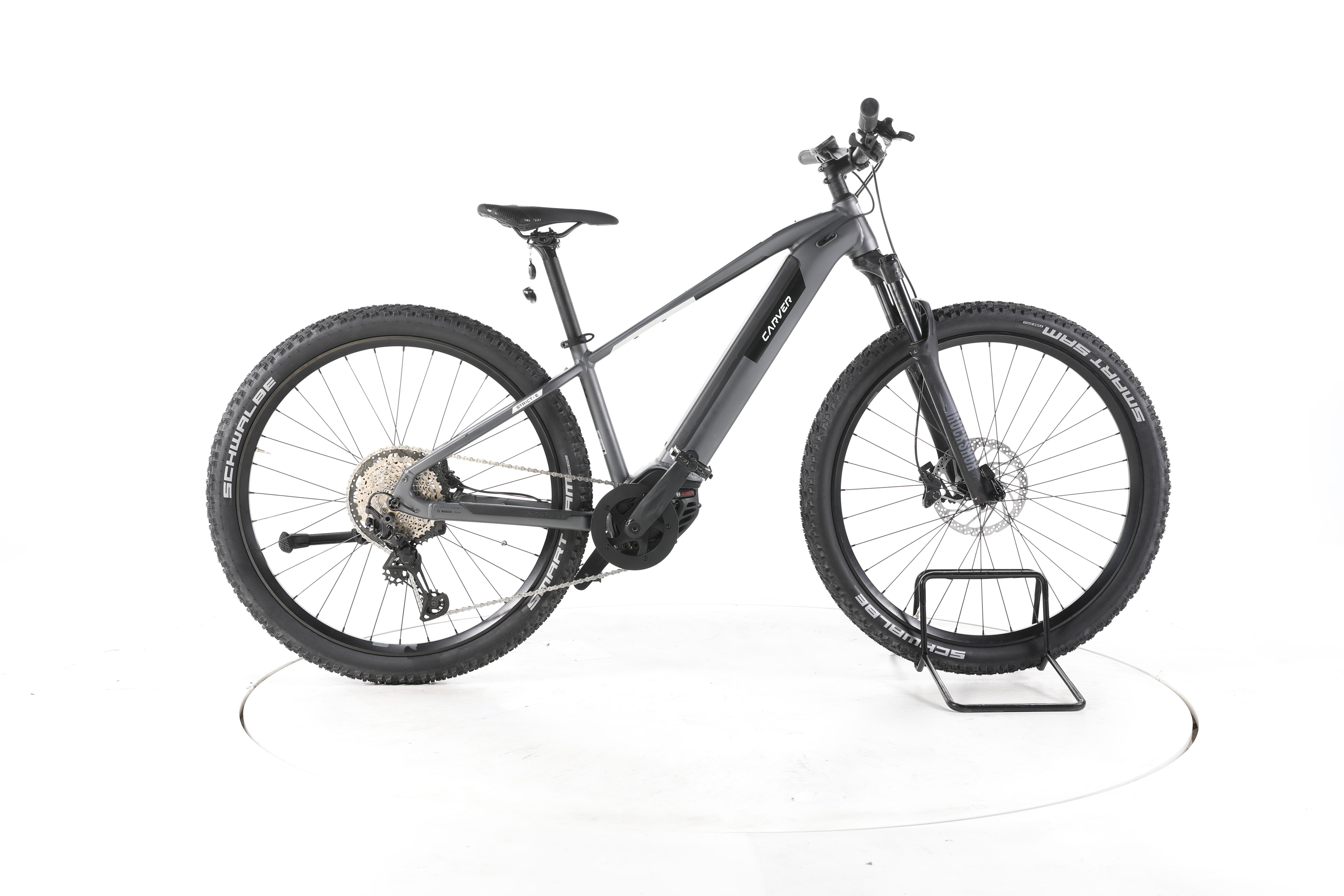 Carver Strict E.440 E-Bike - Image 1