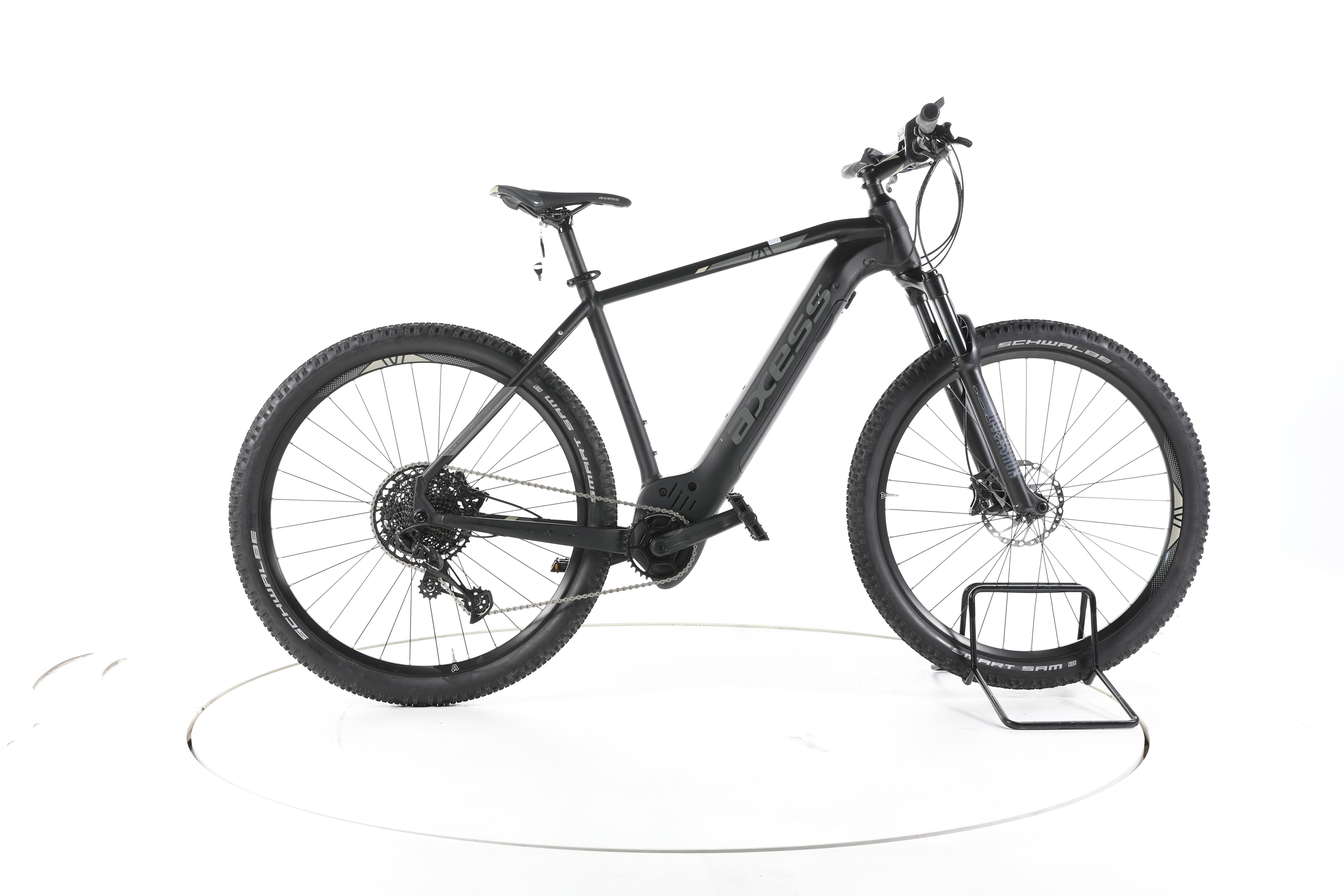 Axess Element E-Bike - Image 1
