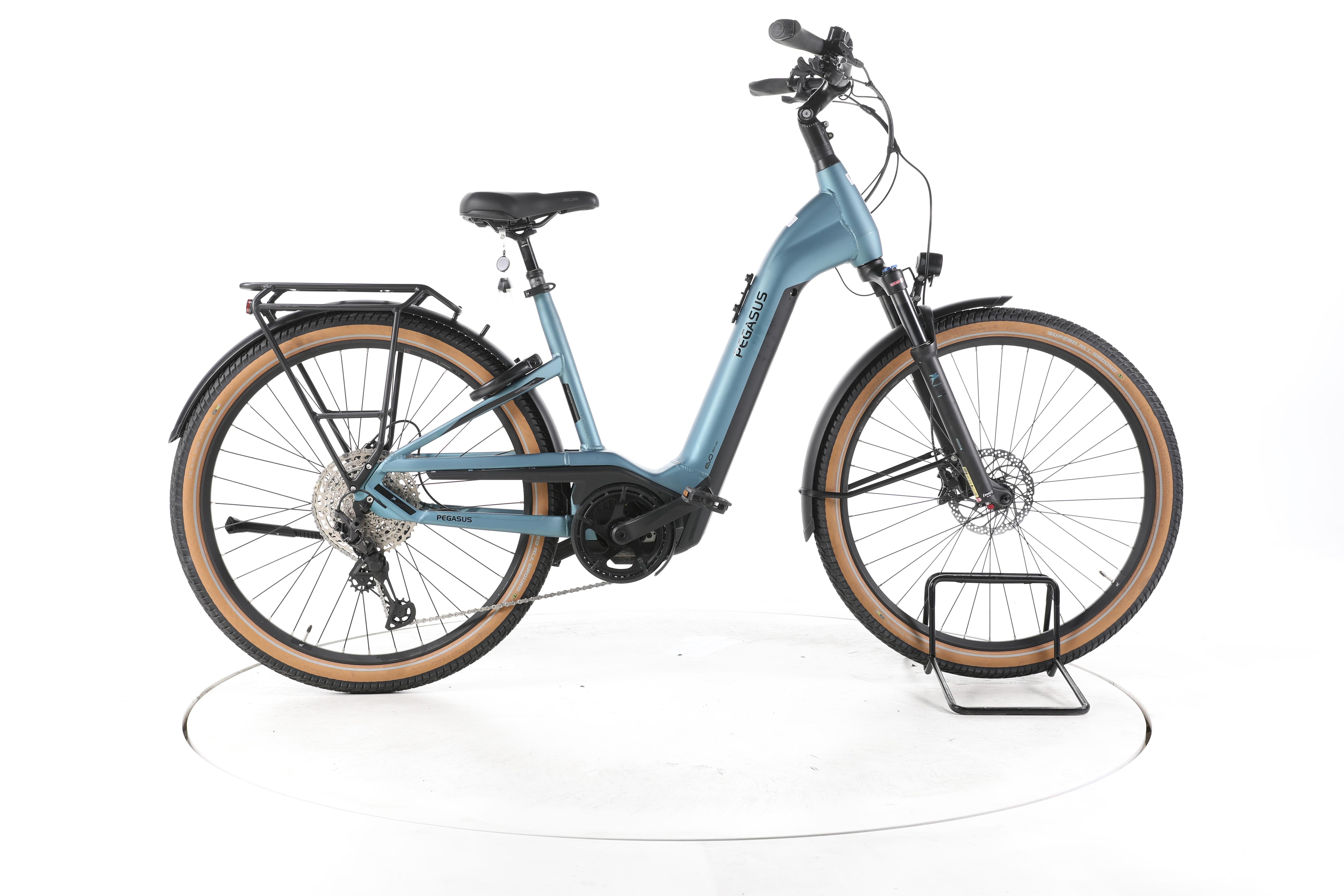 Pegasus Savino EVO 12 Lite Trekking E-Bike Tiefeinsteiger - Image 1