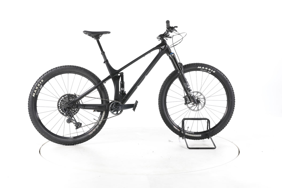 YT Izzo Core 1 Fahrrad Fully - Image 1