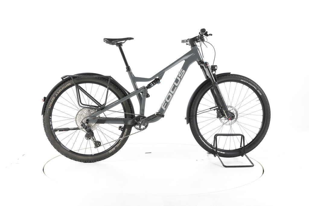 Focus Thron 6.8 EQP Fahrrad City & Trekking - Image 1