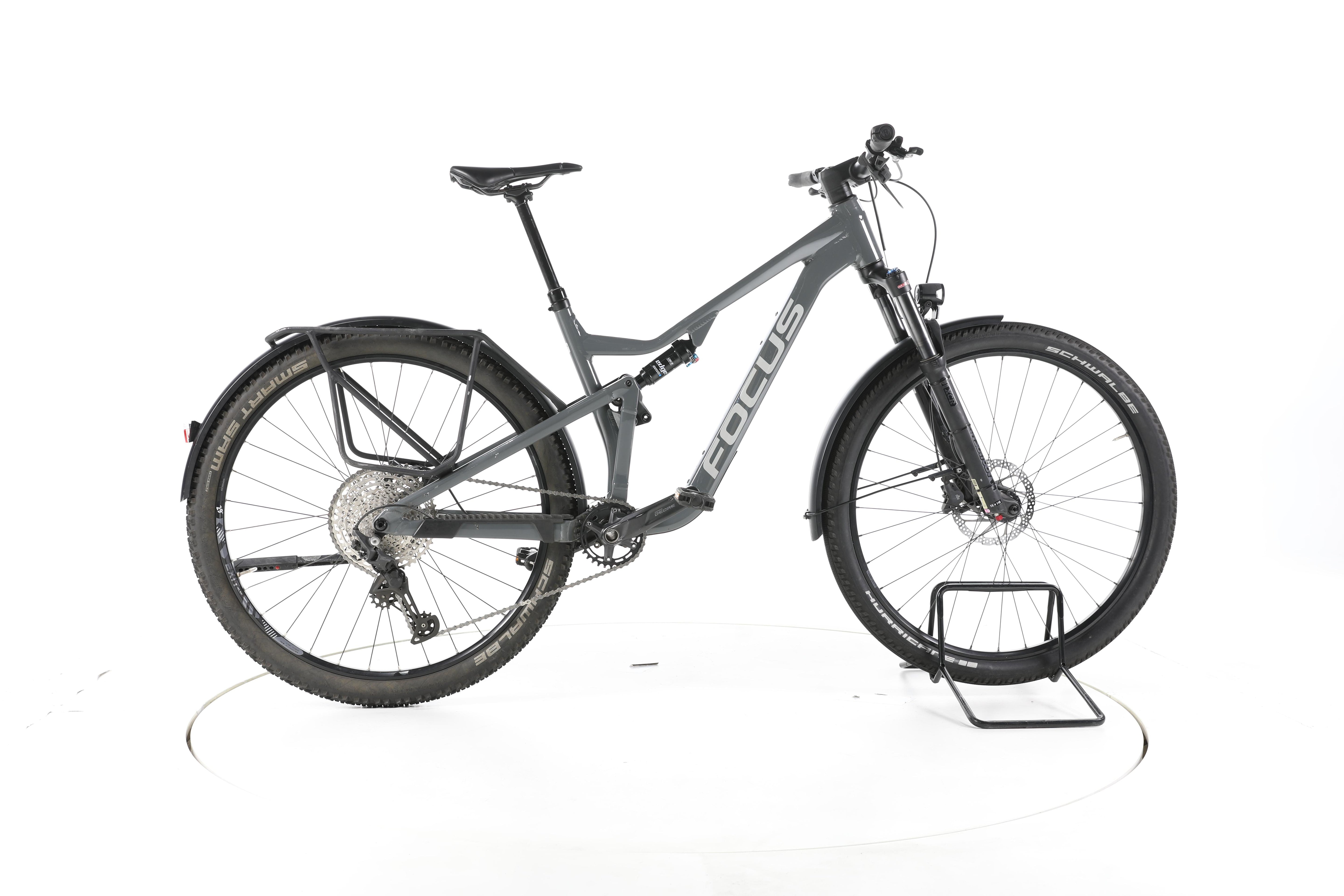 Focus Thron 6.8 EQP Fahrrad City & Trekking - Image 1