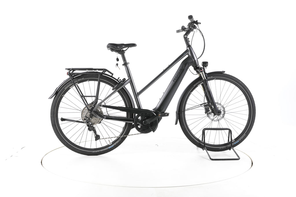 Pegasus Premio EVO 10 Lite Trekking E-Bike Tiefeinsteiger - Image 1