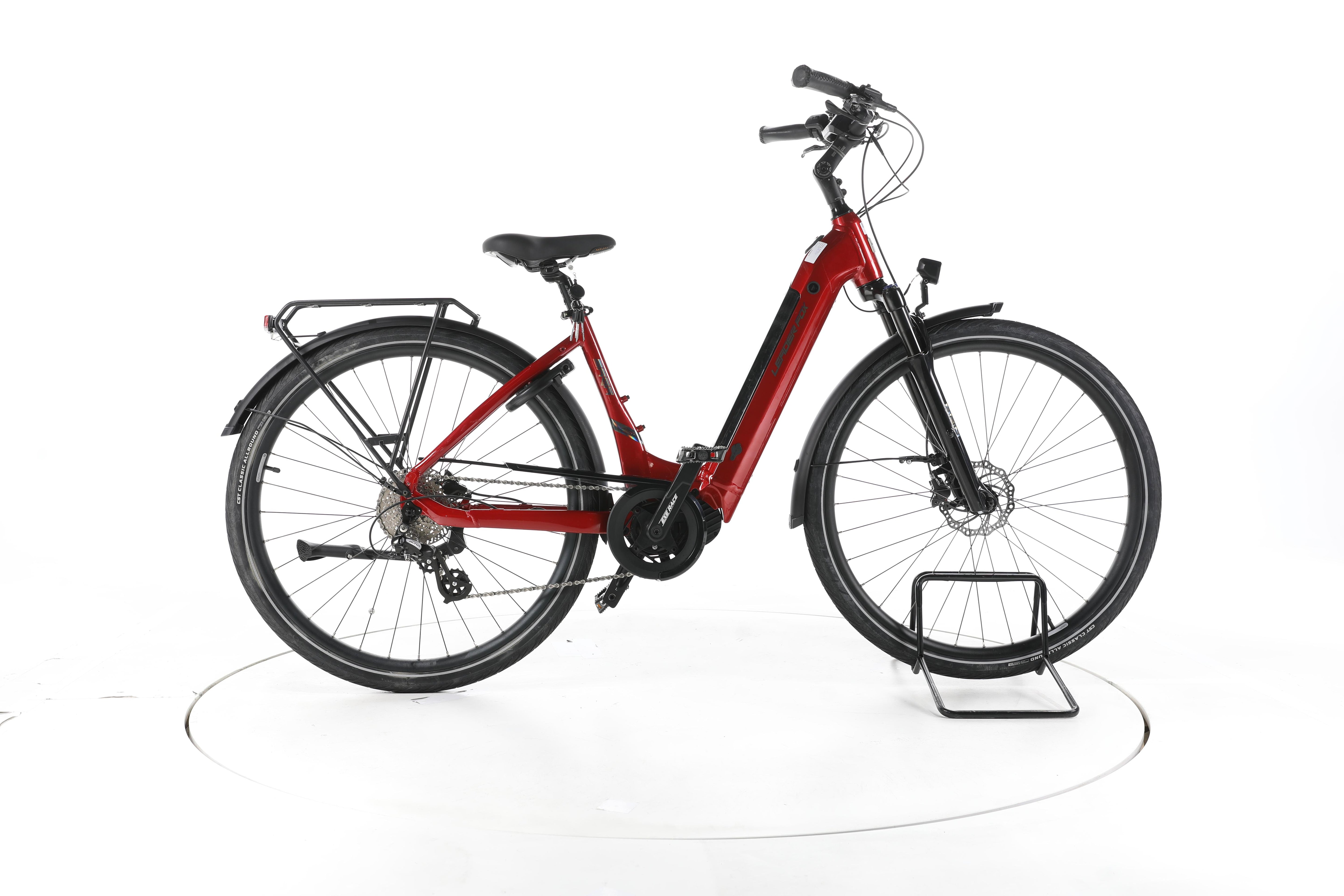 LeaderFox Saga Trekking E-Bike Tiefeinsteiger - Image 1