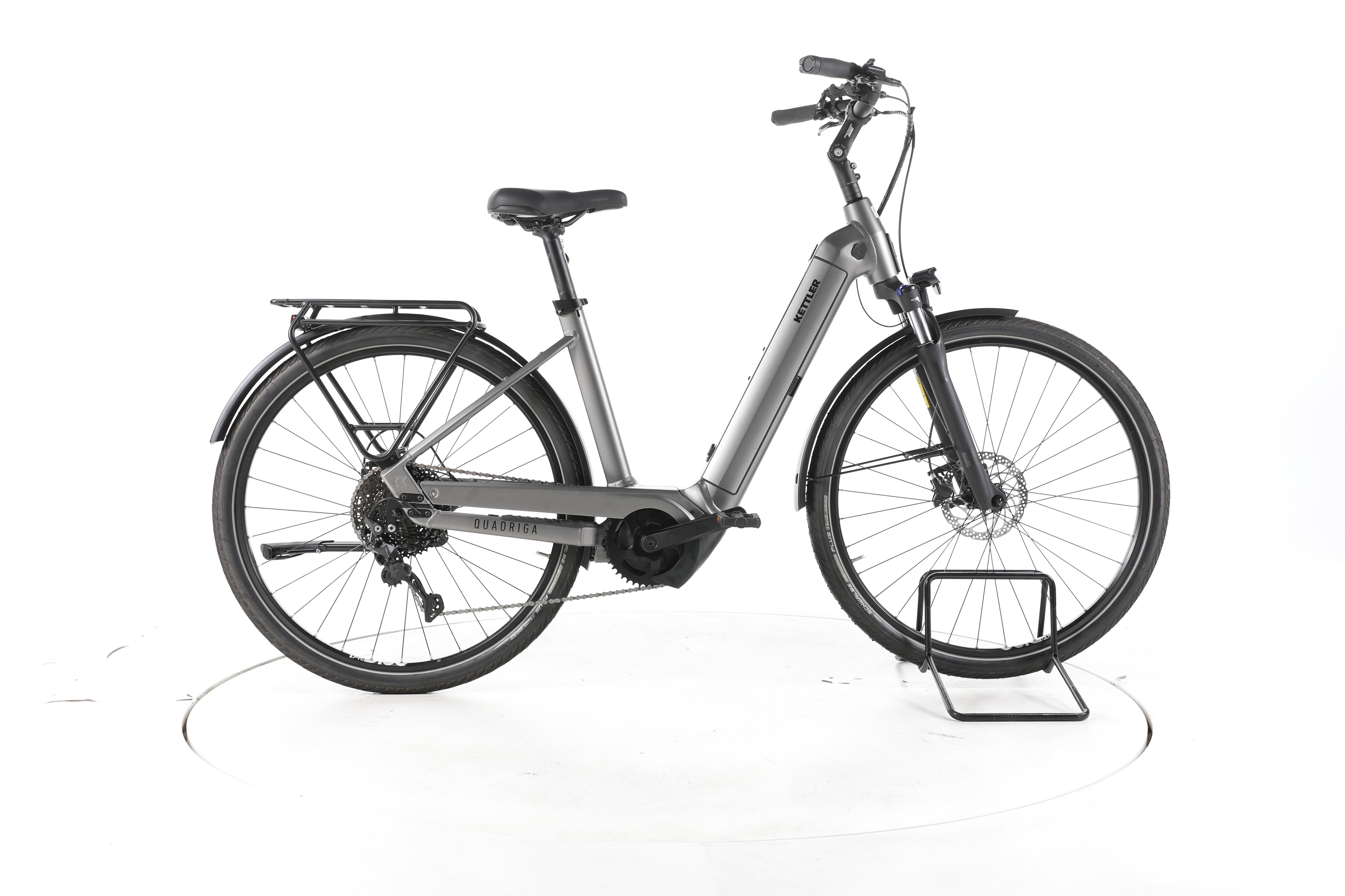 Kettler Quadriga P10 Trekking E-Bike Tiefeinsteiger 2024 - Image 1