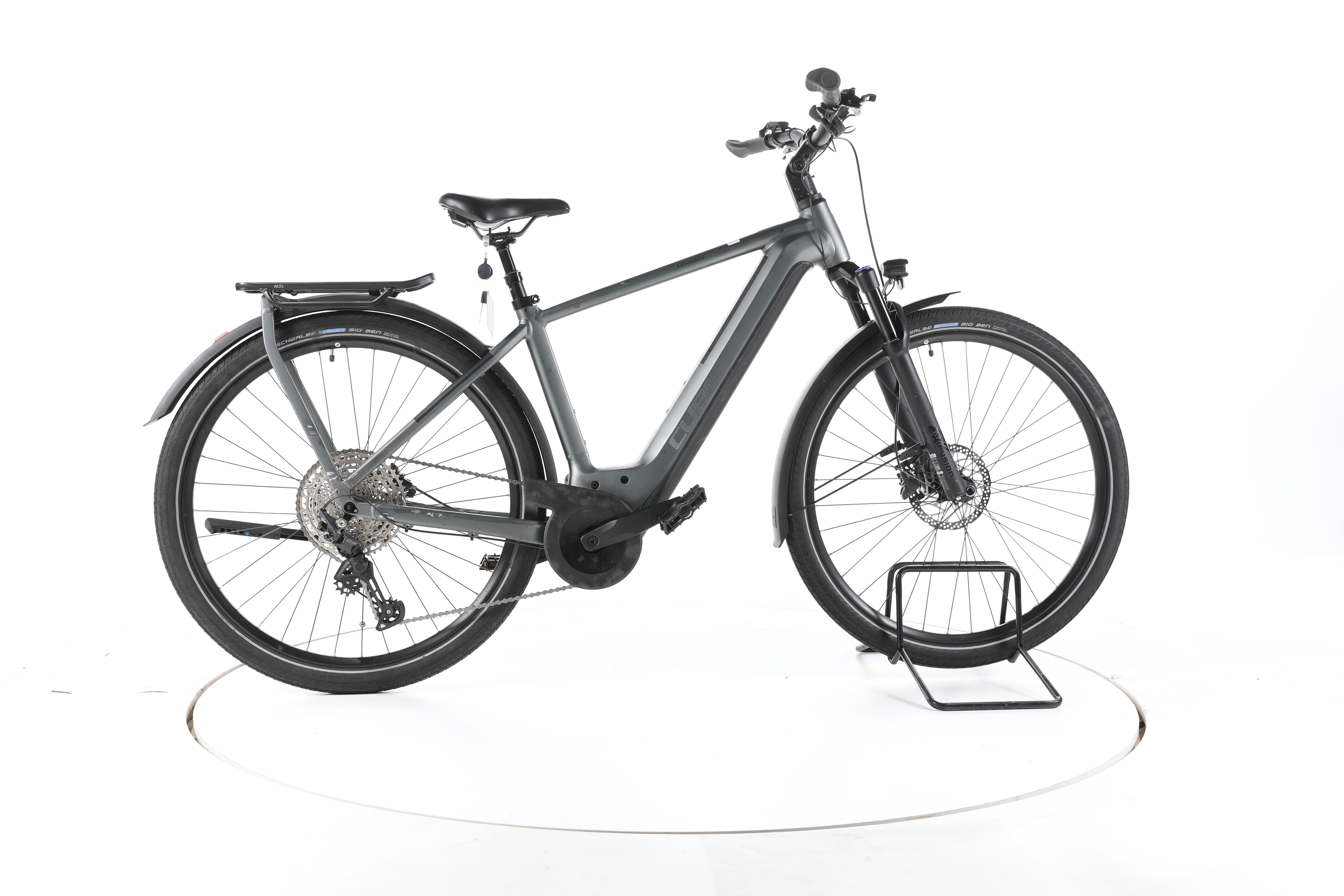 Cube Kathmandu Hybrid Pro Trekking E-Bike - Image 1
