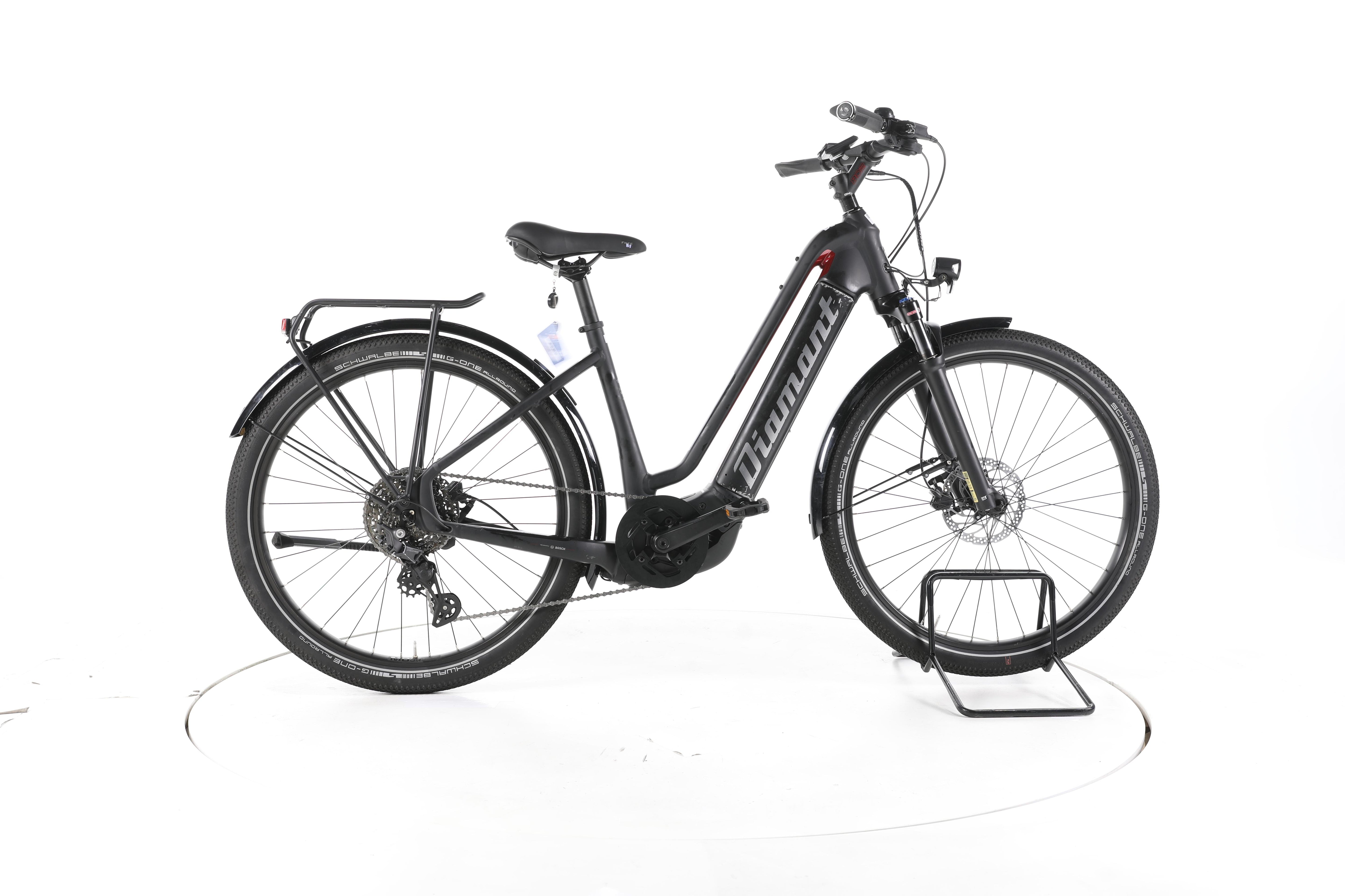 Diamant Zouma Deluxe+ Trekking E-Bike Tiefeinsteiger - Image 1