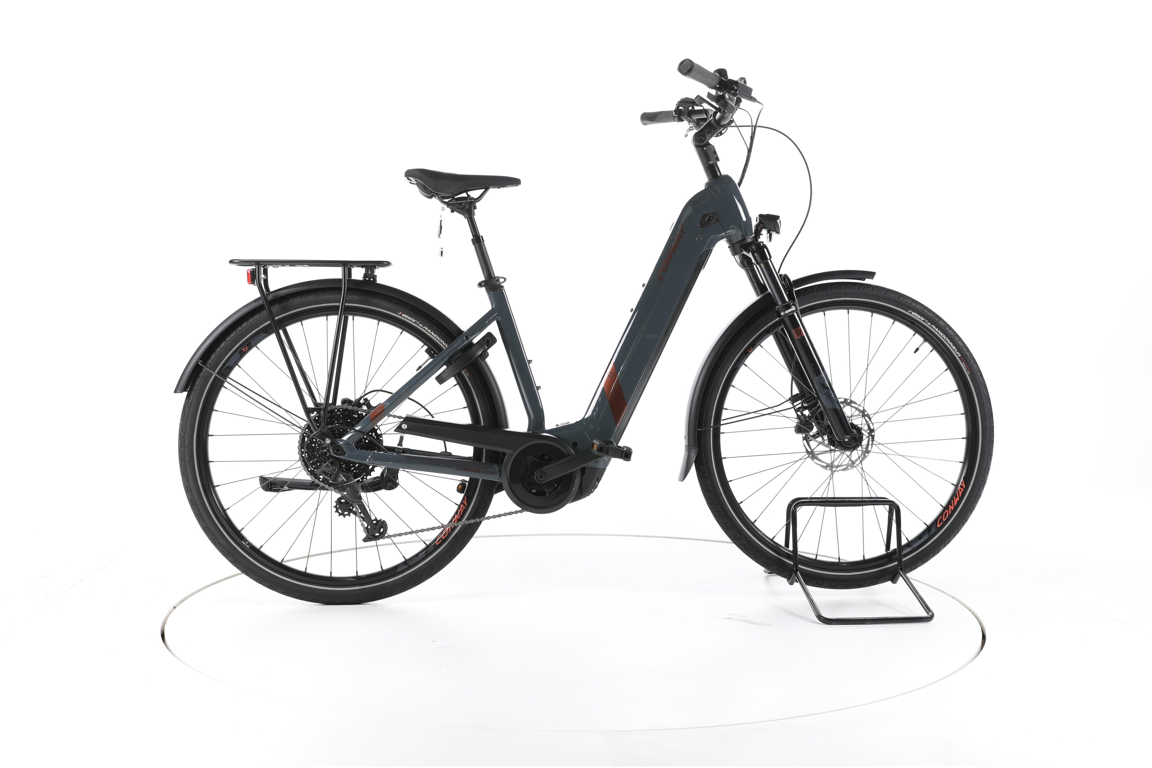 Conway T 3.0 Trekking E-Bike Tiefeinsteiger 2023 - Image 1