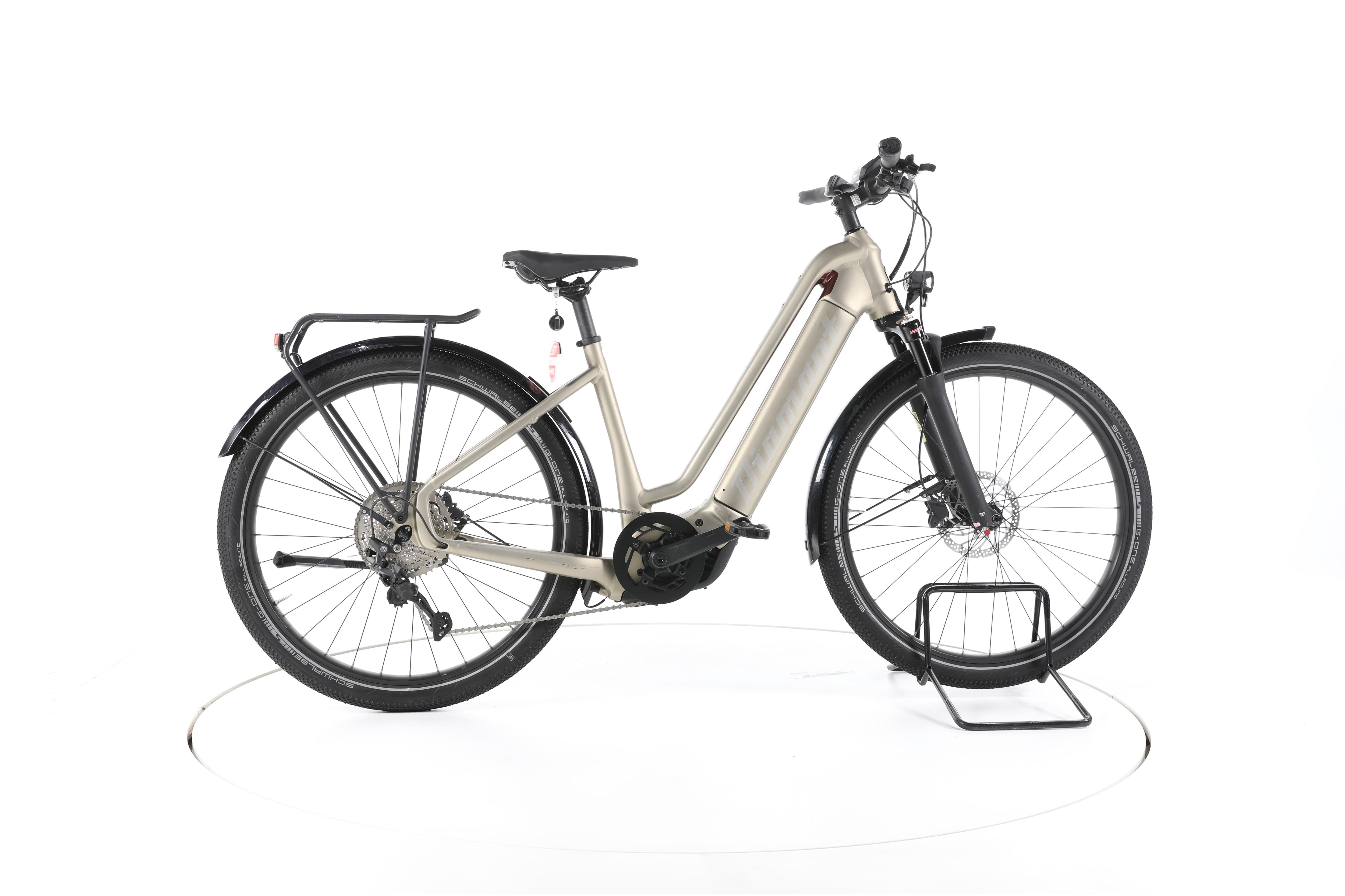 Diamant Zouma Deluxe+ Trekking E-Bike Tiefeinsteiger - Image 1