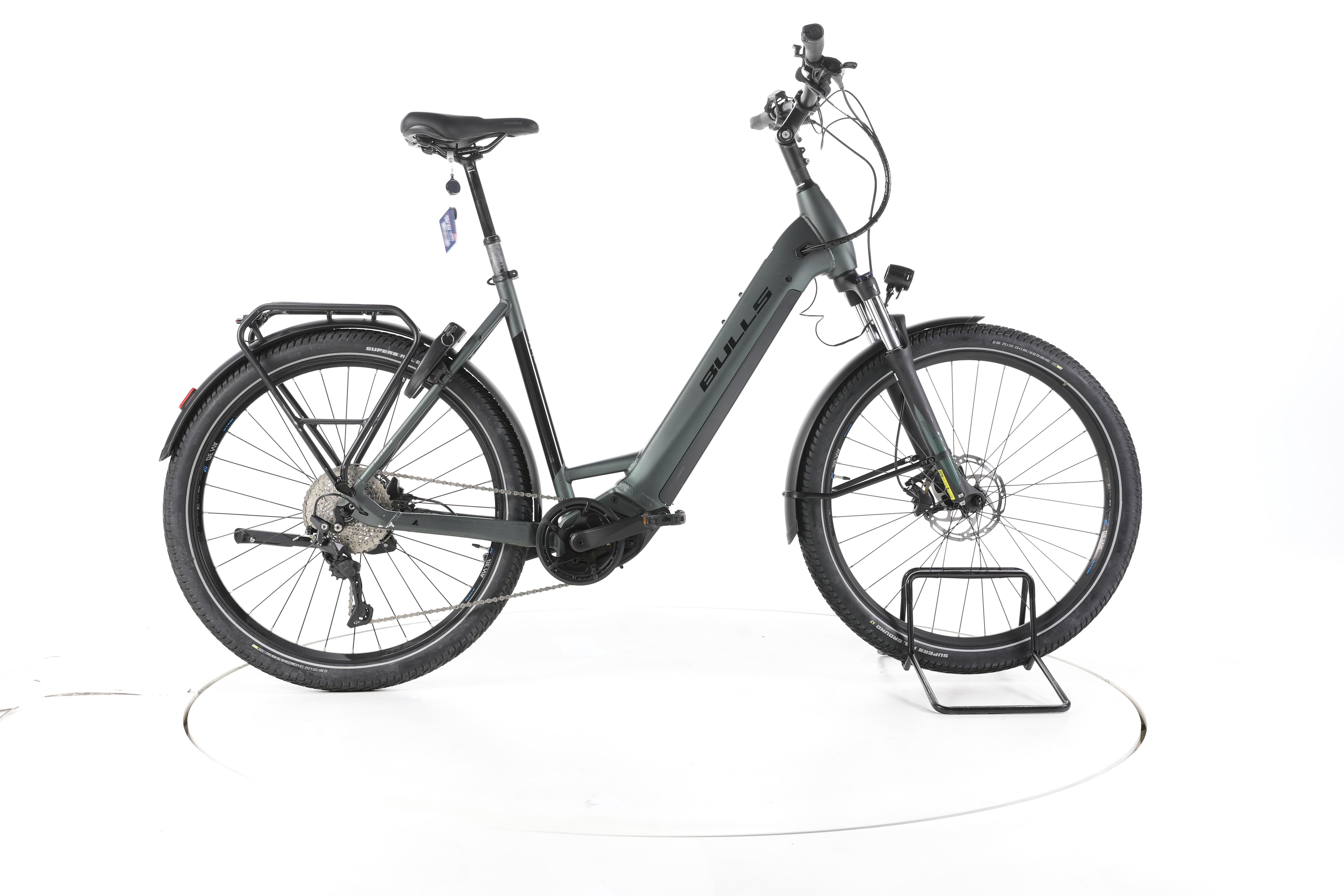 Bulls Iconic EVO 1 Trekking E-Bike Tiefeinsteiger - Image 1