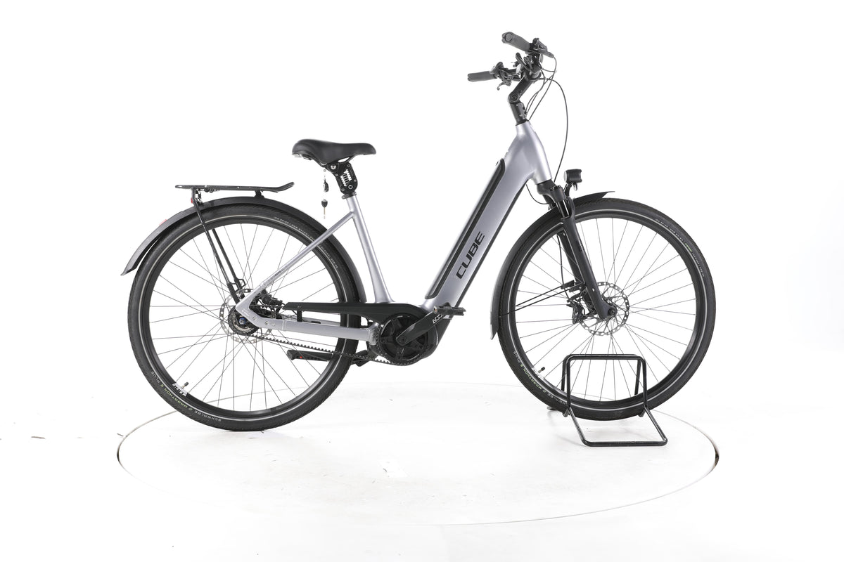 Cube Supreme Hybrid SL City E-Bike Tiefeinsteiger - Image 1