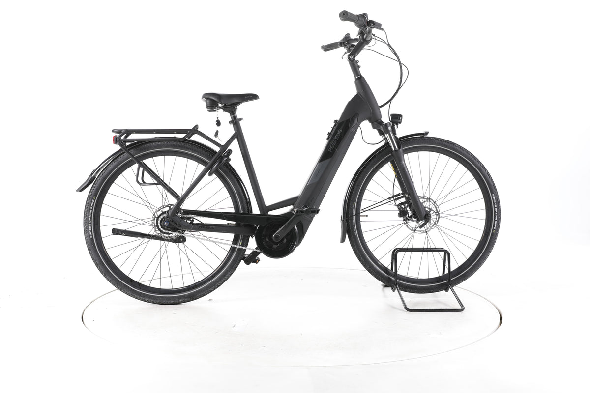Pegasus Solero EVO 8R City E-Bike Tiefeinsteiger - Image 1