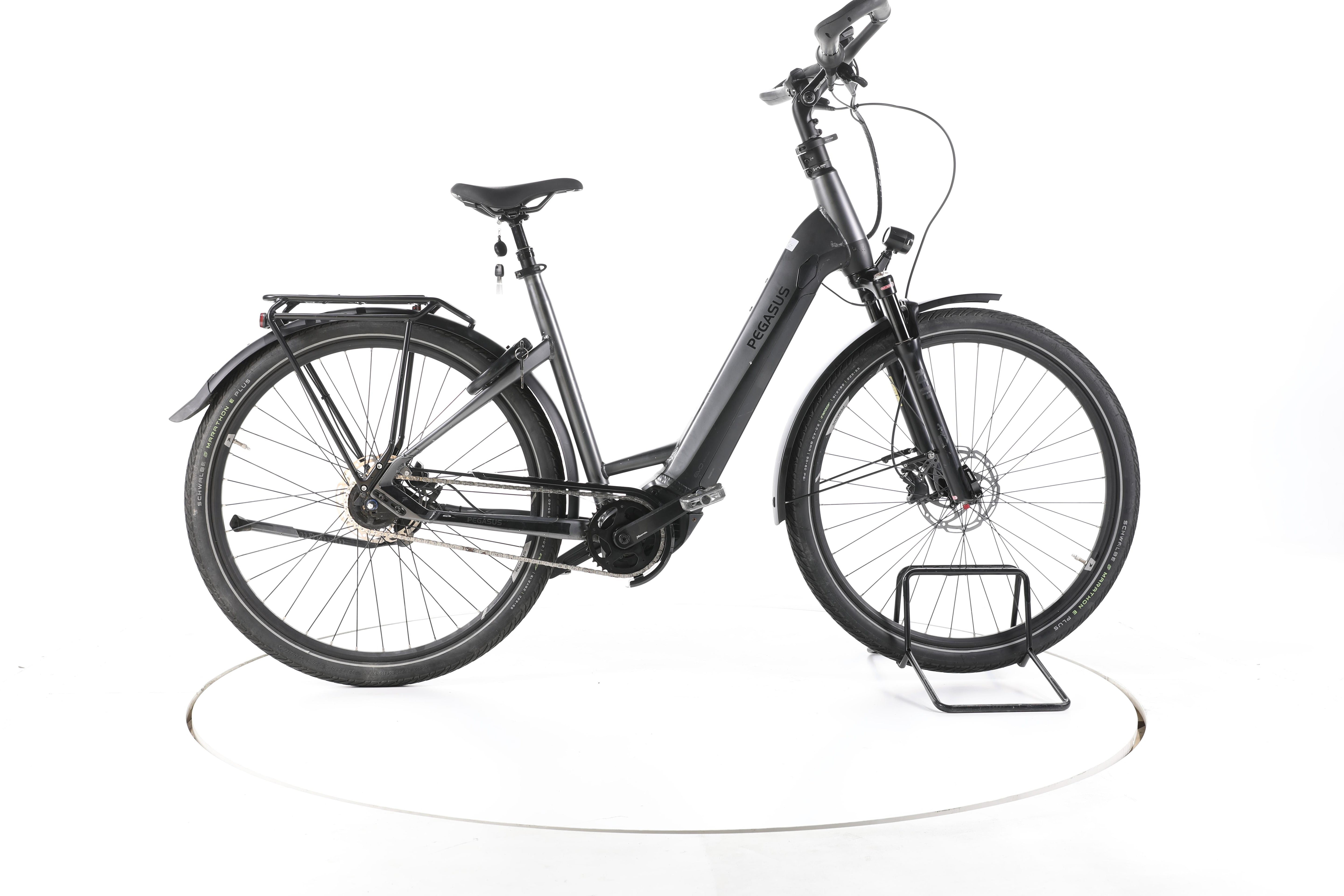 Pegasus Premio EVO 5F Lite City E-Bike Tiefeinsteiger - Image 1