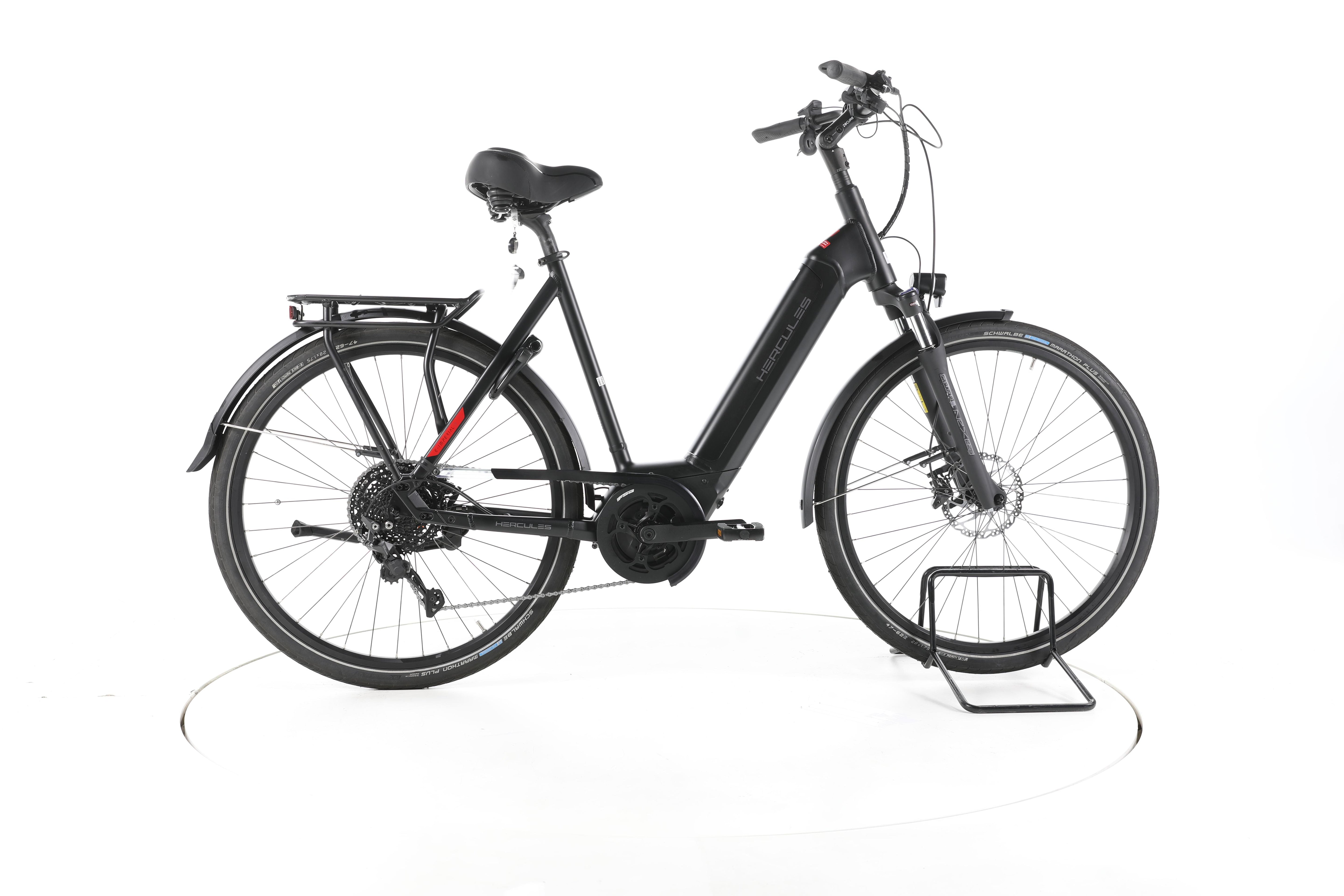 Hercules E-Imperial I-10 Trekking E-Bike Tiefeinsteiger - Image 1